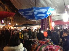 -吴山路夜市