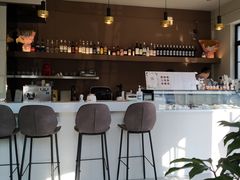 -Fridi Patisserie Cafe