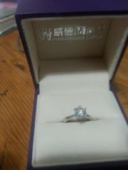 -威德钻石-克拉钻大本营(南京东路店)