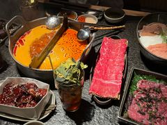 -三出山火锅(南京万象天地店)
