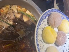 -沸炉重庆老火锅(军事博物馆店)