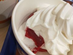 冰淇淋熔岩红丝绒树莓蛋糕-汉堡王(天津鲁能店)