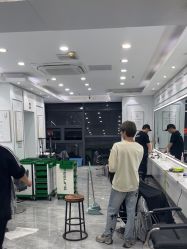 -镁连社·美联社
