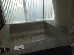 iphone_upload_pic-广州四季酒店