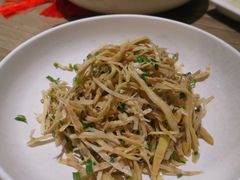 香葱拌笋衣-小大董·烤鸭(凤凰汇店)