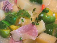 -山茶云南菜(永安里店)