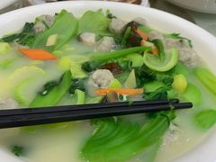 -东豪园林海鲜酒家(南港路辅路店)