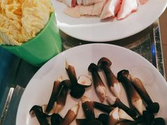 -千岛蚝高压锅生蚝·人参火锅(白云万达店)