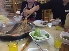 -袁记串串香(川师店)