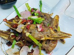 -老鄞江清水龙虾•赵赵家(江北店)