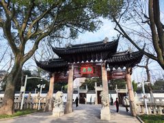 -汇龙潭