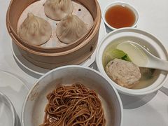 蟹粉小笼-扬州饭店(南京东路店)