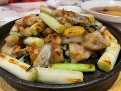 姜葱啫啫牛蛙-香港百合居(LCM置汇旭辉广场店)
