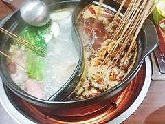 鸳鸯锅-灌县老妈砂锅串串香(万科红生活广场店)