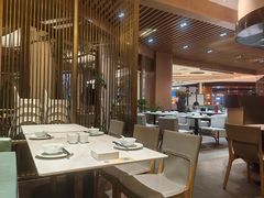 -楚山晓·湖北菜(武汉光谷K11店)