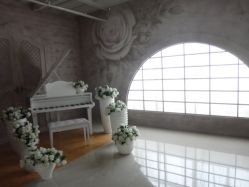 -易摄影婚纱摄影工作室