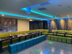 -最先生·烧烤·火锅·音乐聚会餐厅(大悦城店)