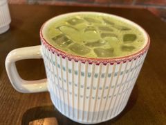 抹茶拿铁-B.O.M波姆烘焙(凤凰街店)