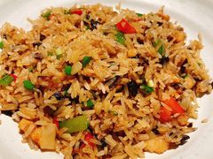 -MONICH牛排融合餐厅(和义大道购物中心店)