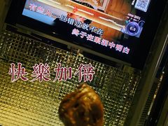 -GAGA主题量贩式KTV平价店(工大店)