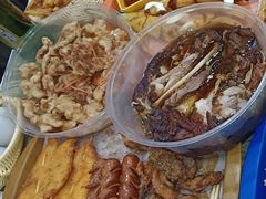 -老码头黑皮肘子锅包肉(赣水路店)