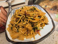 -门家大院铁锅炖(东北大马路店)