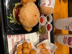 -The Habit Burger Grill 哈比特汉堡(复兴soho店)