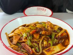 -玲玲米粉·新疆现炒米粉(大十字总店)