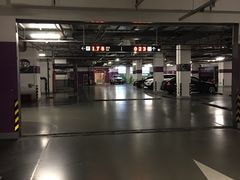 -Iapm环贸地下车库