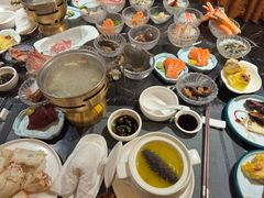 -半岛翡丽海鲜自助餐厅(观风亭店)