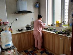-阿福宝宝月嫂(东方医院店)
