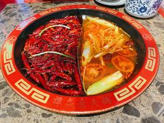 番茄汤鸳鸯锅-谭焱火锅(蓝天市心广场店)