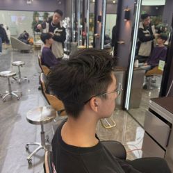 -藤野造型烫染·漂发