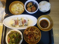 -荟选餐饮徐家汇社区食堂(徐虹北路店)