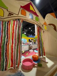 -塔塔王国·主题儿童游乐园(奥城商业广场店)