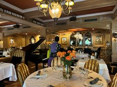 -火车头法国西餐厅