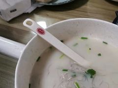 -胡记锅贴·沪上游子老鸭粉丝汤(太原路店)