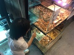 -宠物世家(仲盛世界商城店)