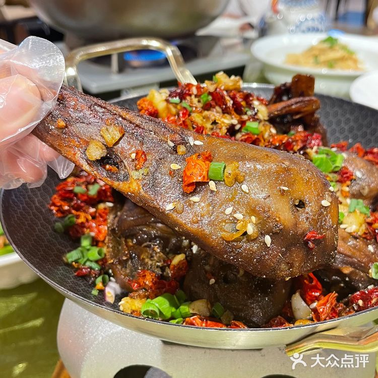 🔥辣到冒汗的湘菜，🌶️会吃辣的来｜海口美食
