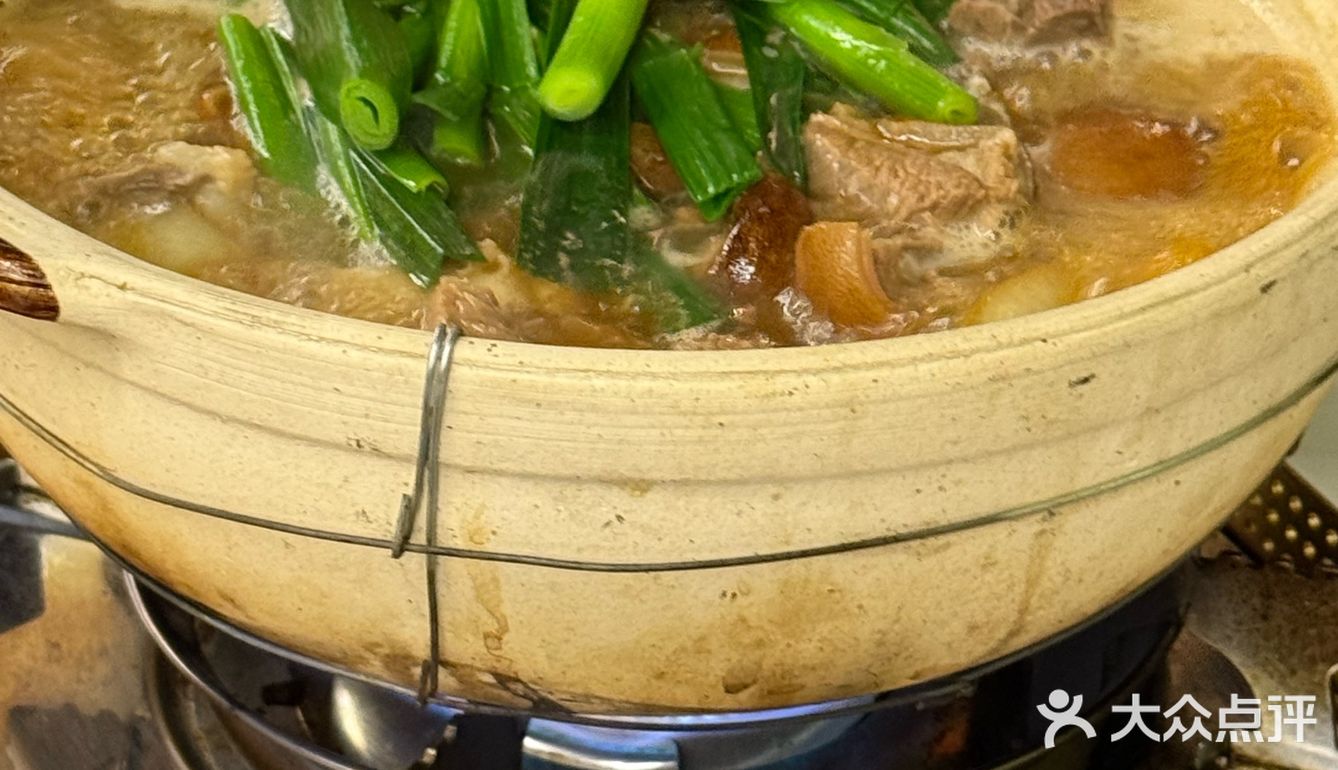 今日份羊肉煲来一锅