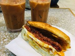 咸芝士牛肉猪仔包-华嫂冰室(湾仔店)