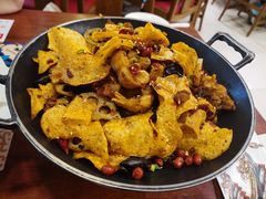 -川流不息·地道川菜·小龙虾(松东路店)