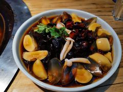 -山河屯铁锅炖(哈西站店)