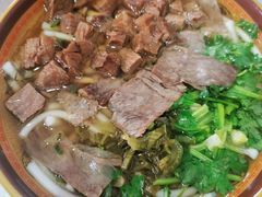 -花溪牛肉粉(八鸽岩店)