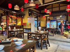-富正毅三下锅·湘西韵味(天门山索道店)