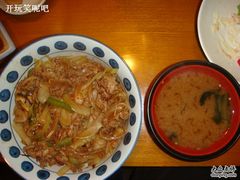 牛肉盖饭-松子料理(白家庄店)