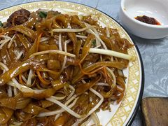 干炒牛河-天宝食坊·啫啫煲大排档(西华路店)