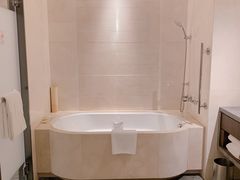 -舟山希尔顿酒店