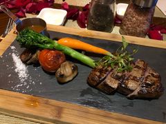-YUE·6·西式融合餐厅(外滩六号店)