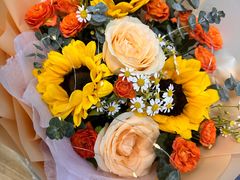 -茅草房·河畔园林火锅